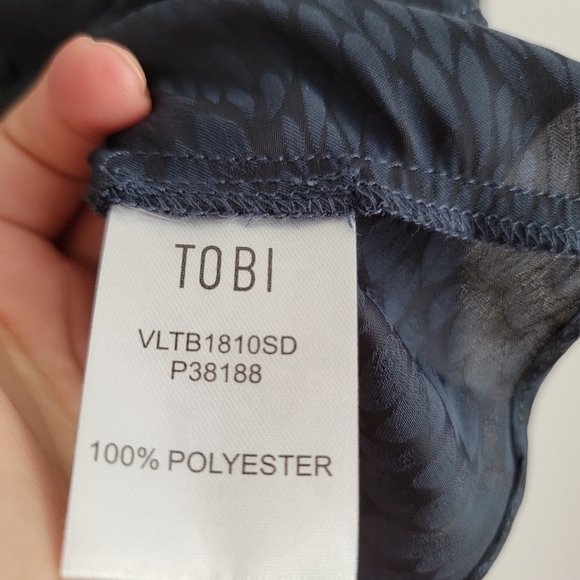 Tobi ANOUK NAVY LONG SLEEVE BLOUSE Large NWT - Picture 8 of 8